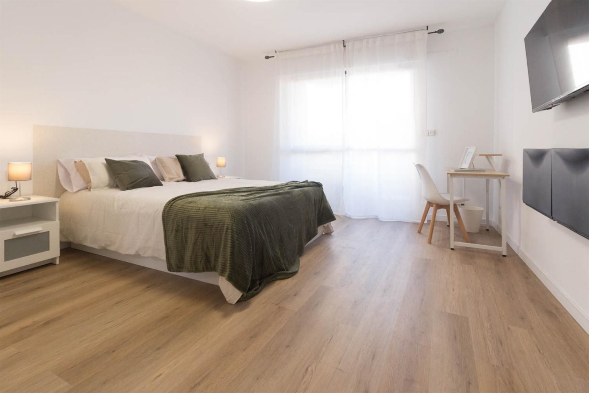 Bedroom of Flat to share in  Murcia Capital  with Parquet flooring, Terrace and Furnished