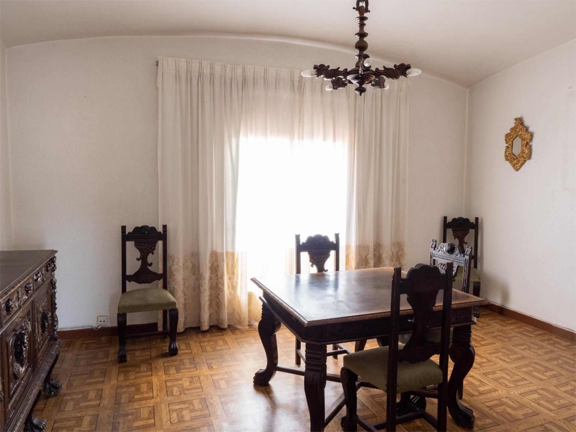 Dining room of Flat for sale in Valladolid Capital  with Heating, Terrace and Balcony