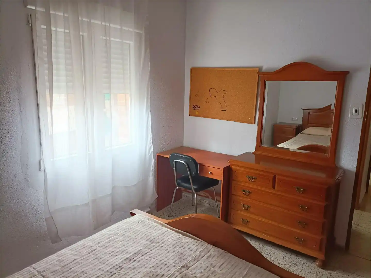Piso de alquiler en Calle Manuel Revilla Castán, 8, Miralvalle - Av. Virgen del Puerto - La Data Habitación de Piso de alquiler en Plasencia con Aire acondicionado y Amueblado