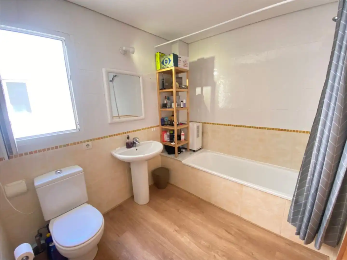 Piso en venta en Carrer Sant Rafael, 41, Xaló Baño de Piso en venta en Xaló con Aire acondicionado, Calefacción y Parquet