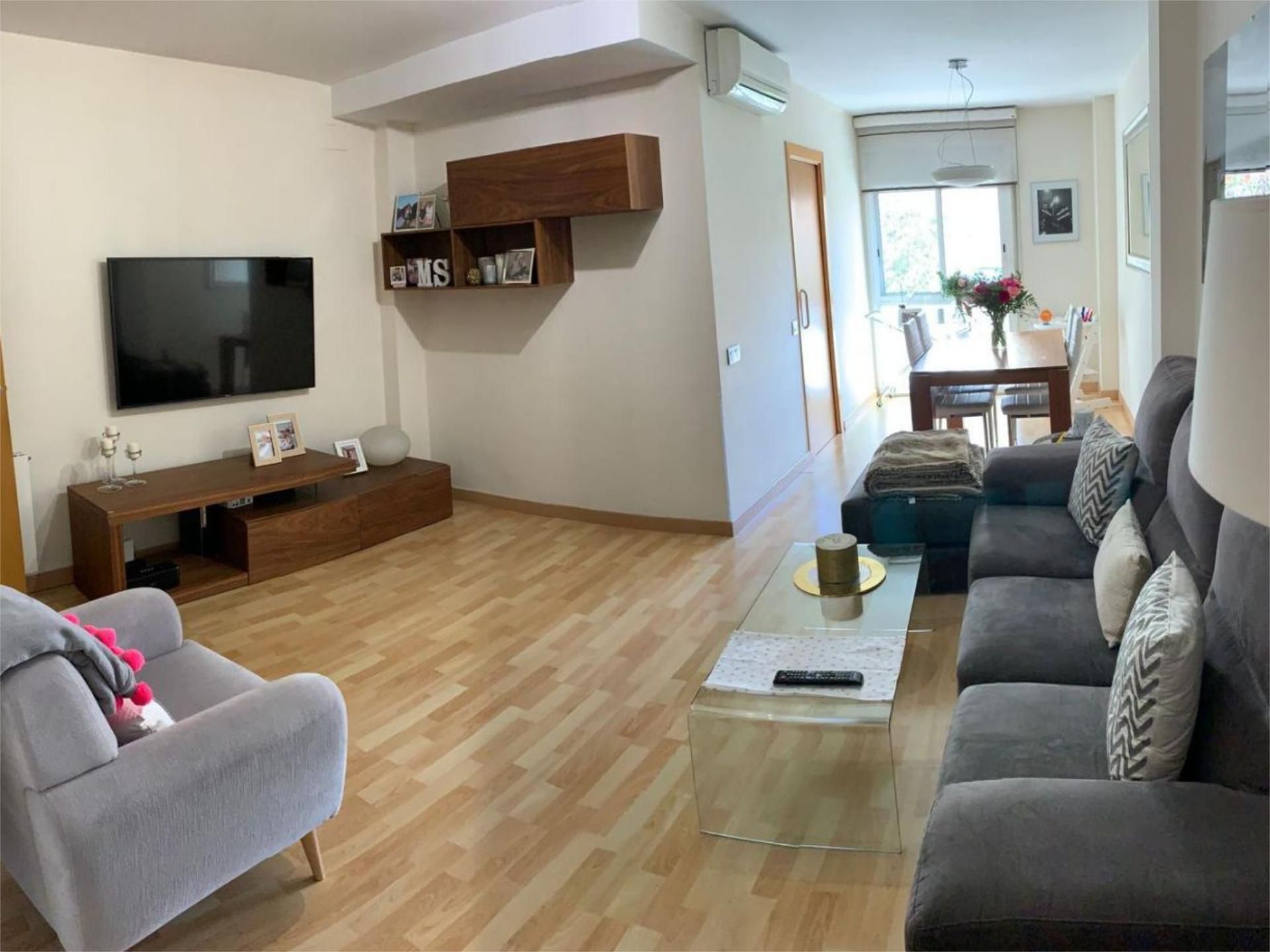 Sala d'estar de Pis en venda en Badalona amb Aire condicionat, Calefacció i Balcó