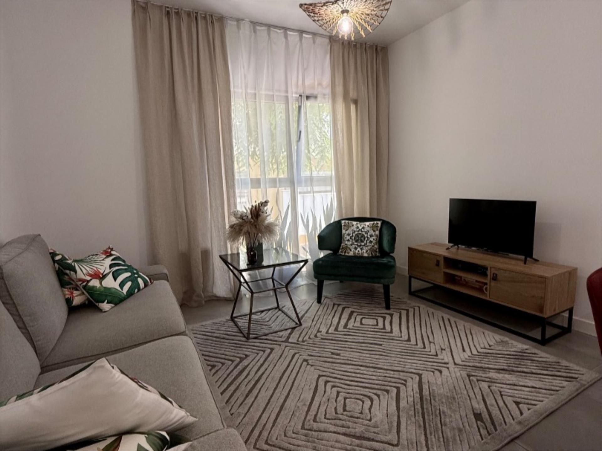Sala d'estar de Pis en venda en Estepona amb Aire condicionat