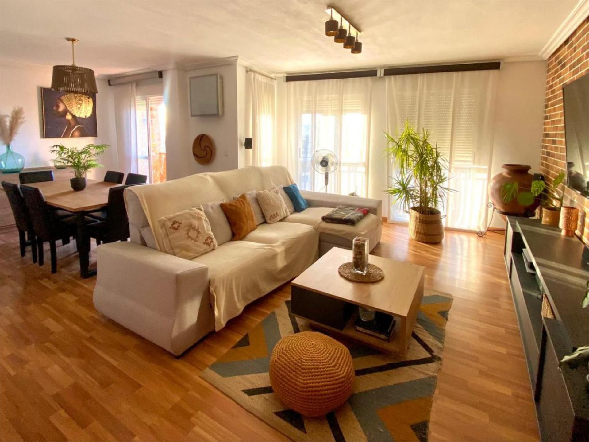 Sala d'estar de Pis en venda en Lorca amb Aire condicionat, Terrassa i Balcó