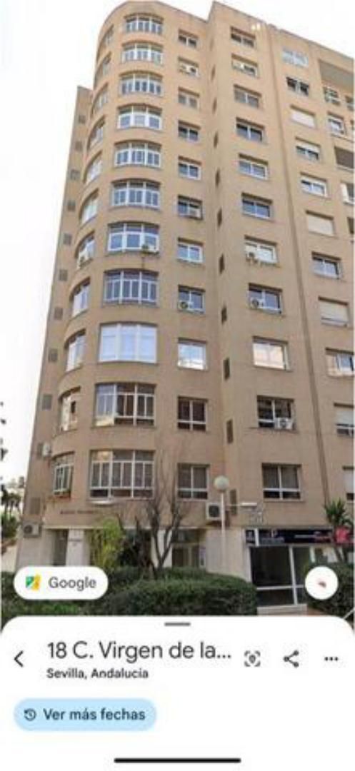 Exterior view of Office to rent in  Sevilla Capital  with Air Conditioner