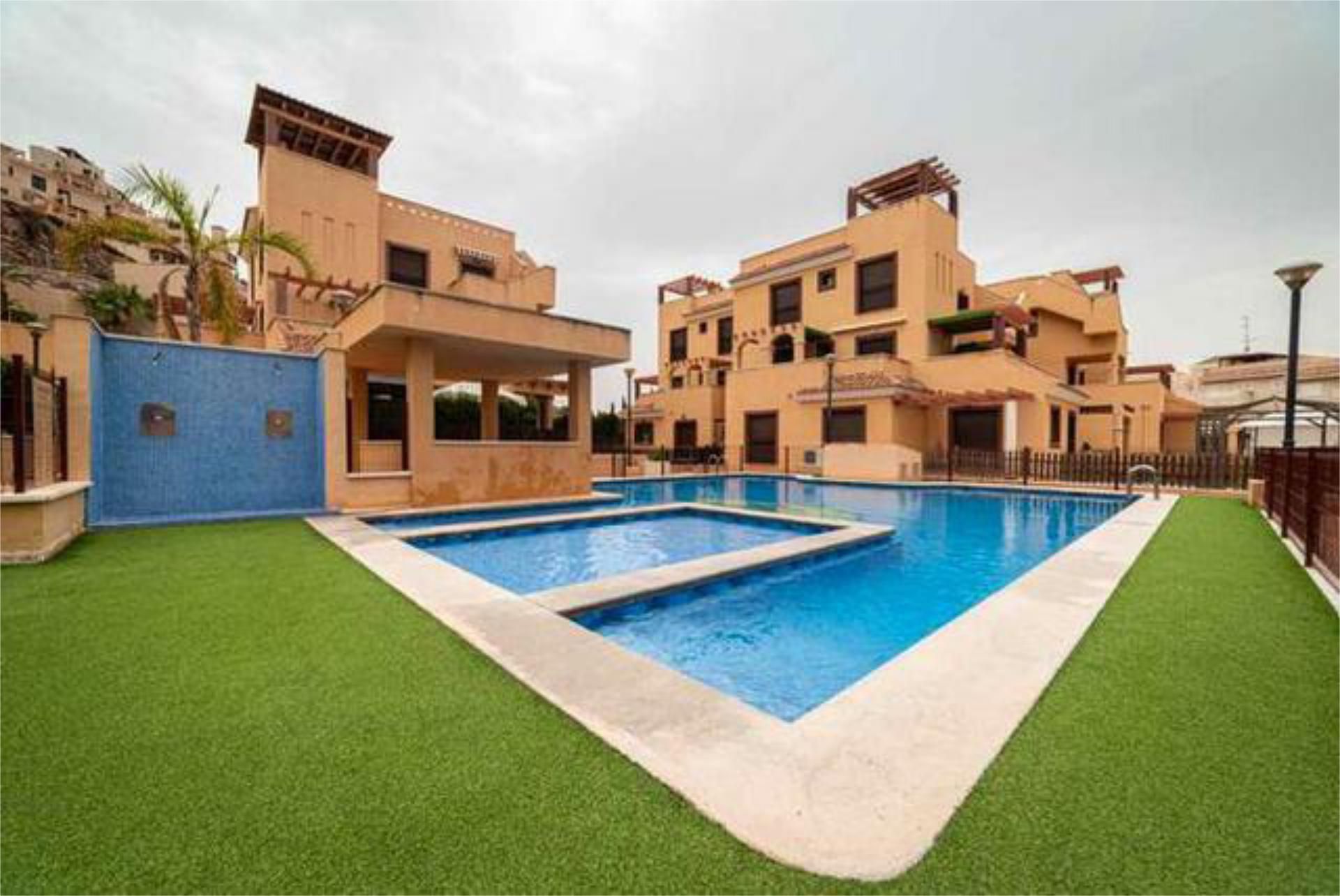 Piscina de Pis de lloguer en Águilas amb Calefacció, Jardí privat i Piscina