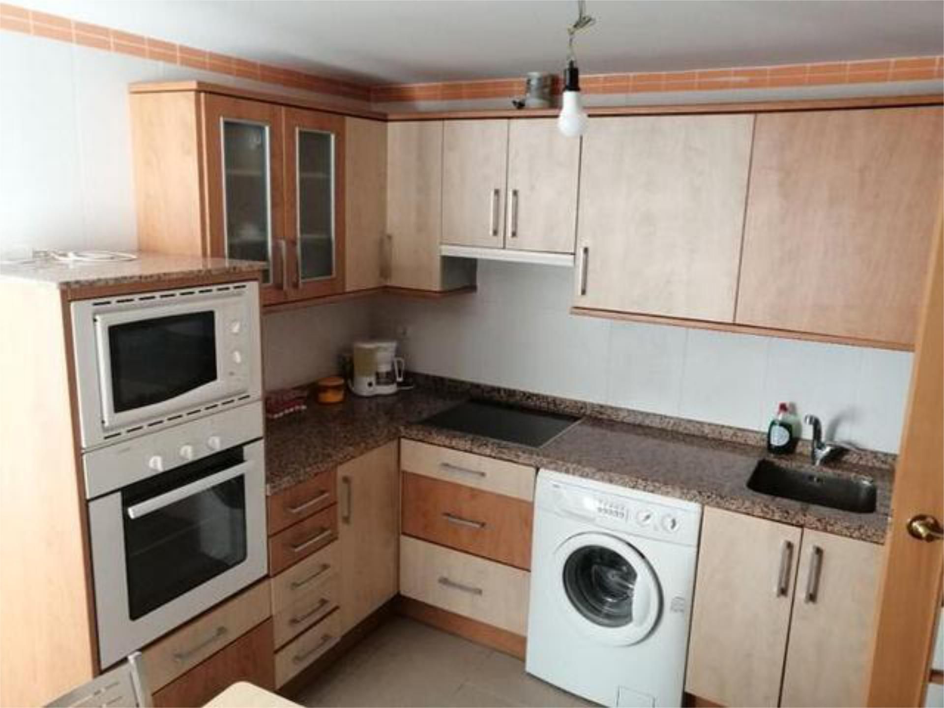 Kitchen of Flat to rent in Cistérniga  with Heating and Furnished