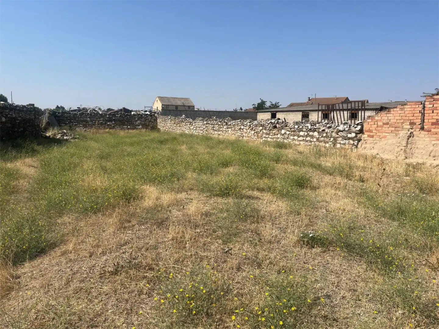 Terreno en venta en Calle de Ronda, 7, Melque de Cercos Terreno en venta en Melque de Cercos