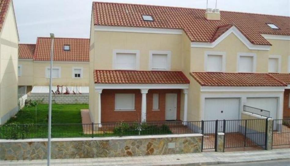 Foto 1 de Casa o xalet de lloguer a Calle Albacete, 18, Albarreal de Tajo, Toledo