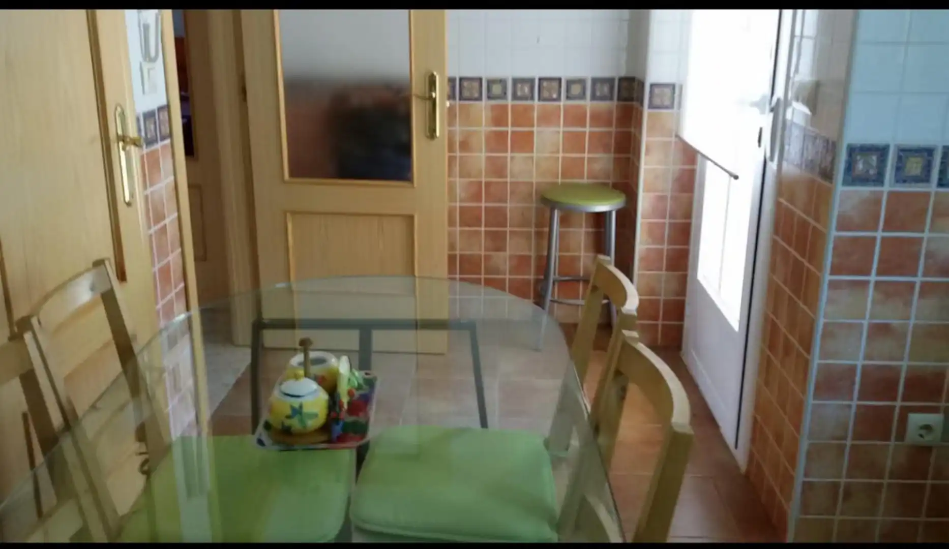 Casa o chalet de alquiler en Calle Albacete, 18, Albarreal de Tajo Cocina de Casa o chalet de alquiler en Albarreal de Tajo con Aire acondicionado, Calefacción y Jardín privado