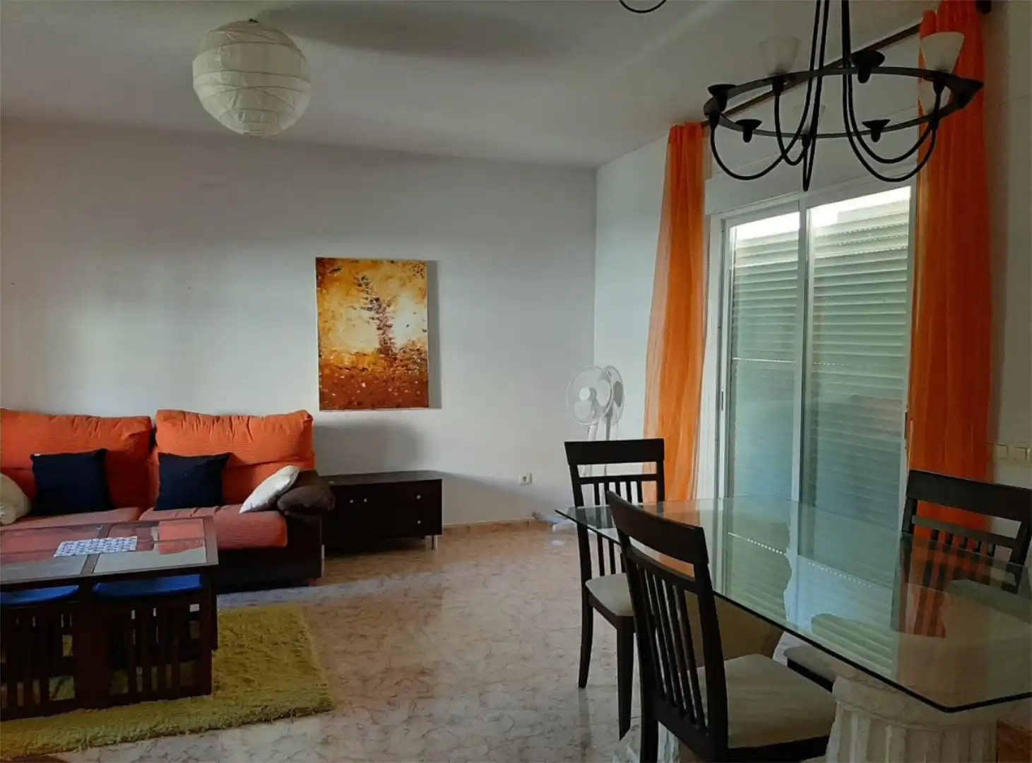 Casa o chalet de alquiler en Calle Albacete, 18, Albarreal de Tajo Sala de estar de Casa o chalet de alquiler en Albarreal de Tajo con Aire acondicionado, Calefacción y Jardín privado