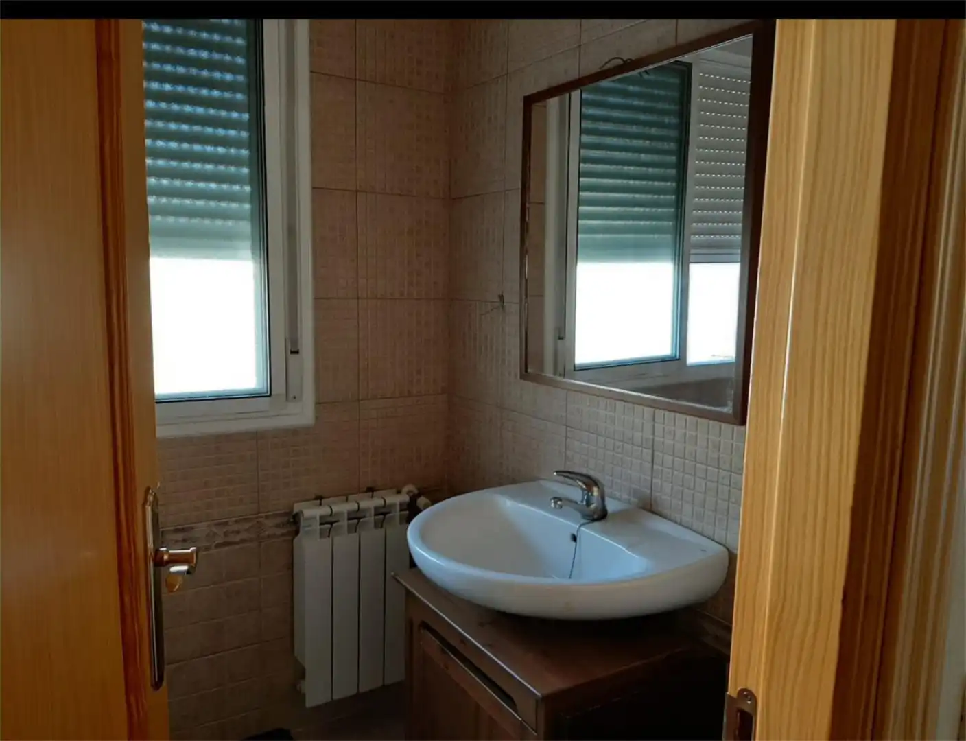 Casa o chalet de alquiler en Calle Albacete, 18, Albarreal de Tajo Baño de Casa o chalet de alquiler en Albarreal de Tajo con Aire acondicionado, Calefacción y Jardín privado