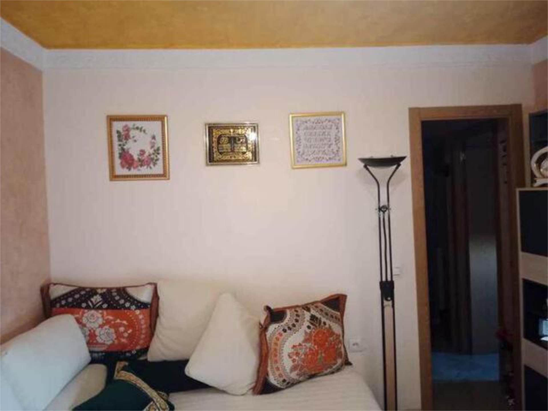 Bedroom of Flat for sale in  Sevilla Capital