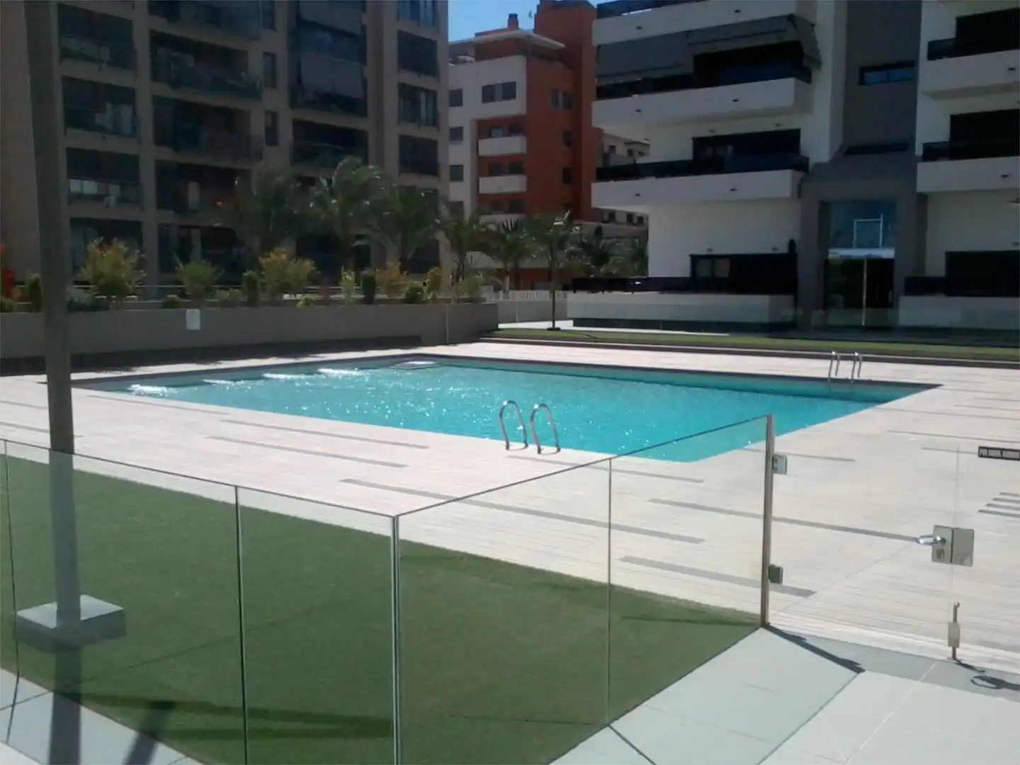Pis de lloguer a Carrer Celia Lozano, 14, Nou Altabix Piscina de Pis de lloguer en Elche / Elx amb Aire condicionat, Calefacció i Jardí privat