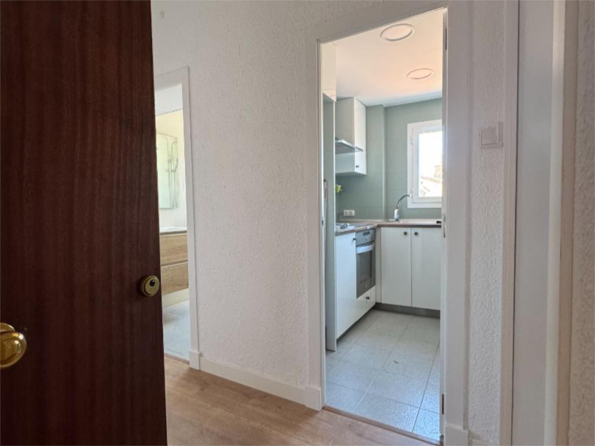 Kitchen of Flat to rent in  Zaragoza Capital  with Air Conditioner, Heating and Terrace