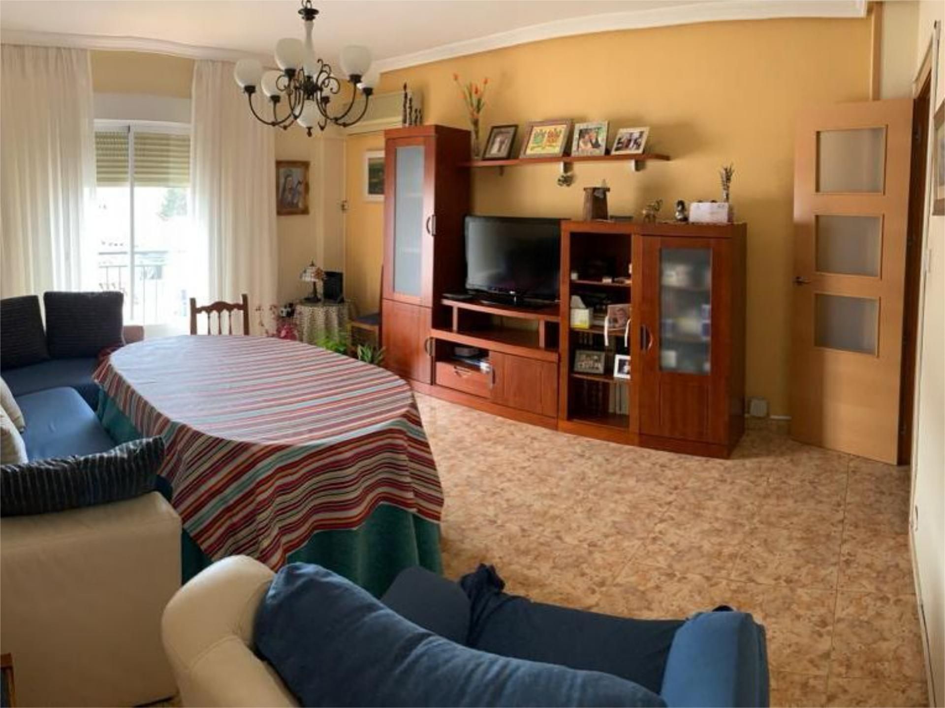 Living room of Flat to rent in Torre del Campo  with Air Conditioner, Terrace and Furnished