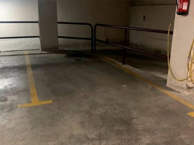 Garaje en Alquiler en Calle de Amaniel, 1 en Universidad - Malasaña