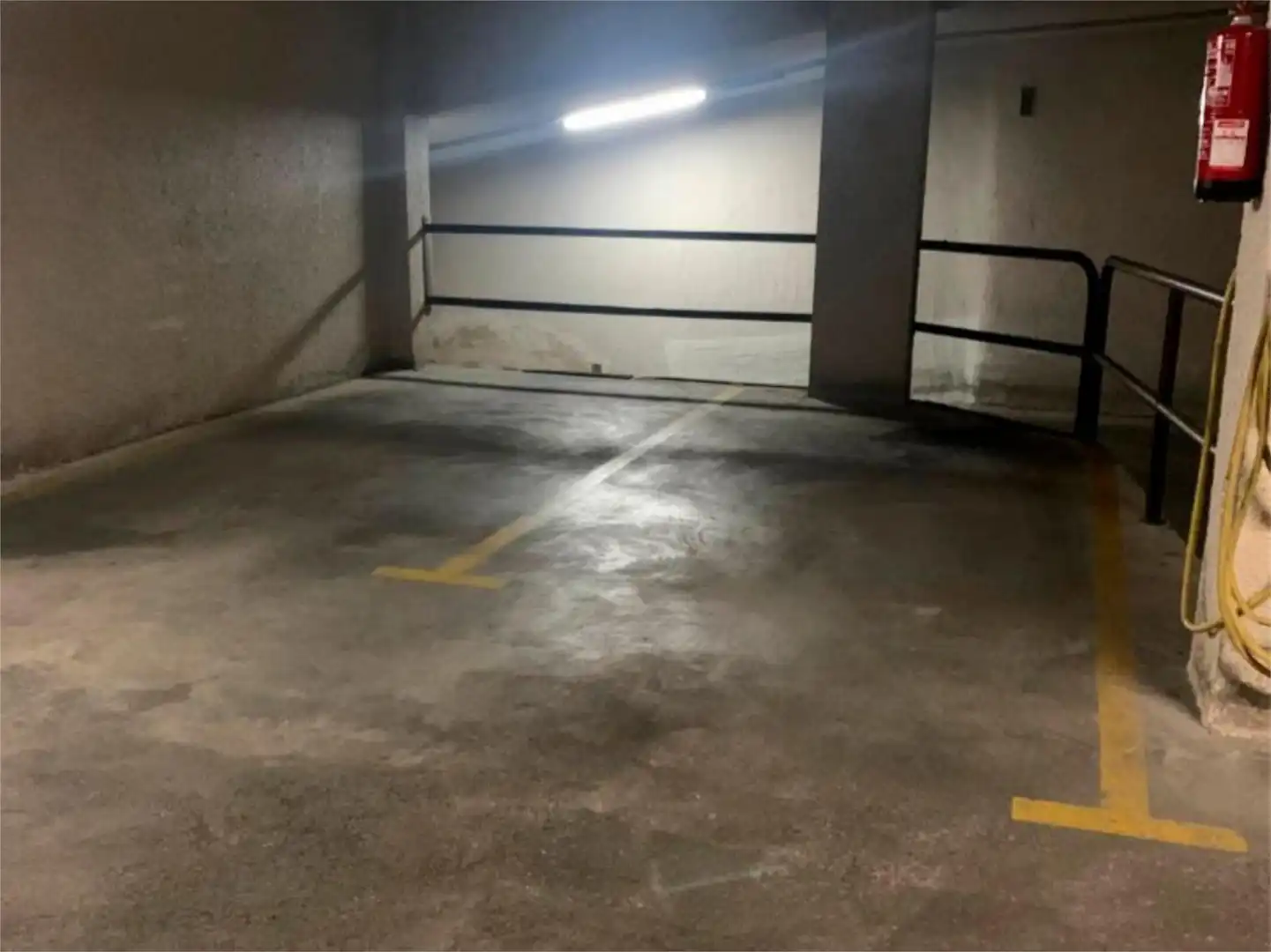 Garaje de alquiler en Calle de Amaniel, 1, Universidad - Malasaña Parking de Garaje de alquiler en Madrid