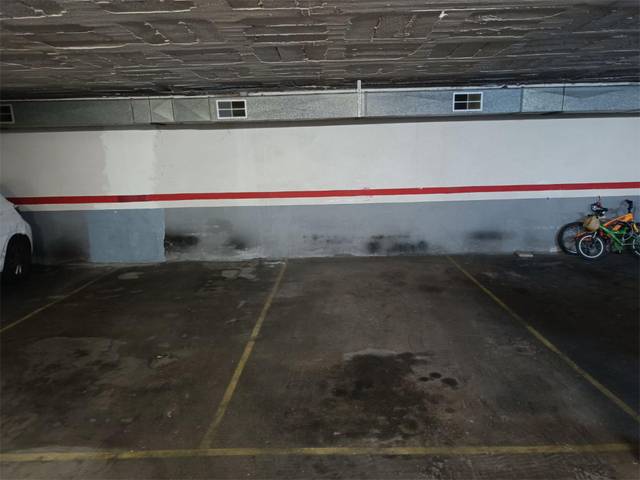 Garaje en Alquiler en Carrer de Buenaventura Muñoz, 12 en El Parc i la Llacuna del Poblenou