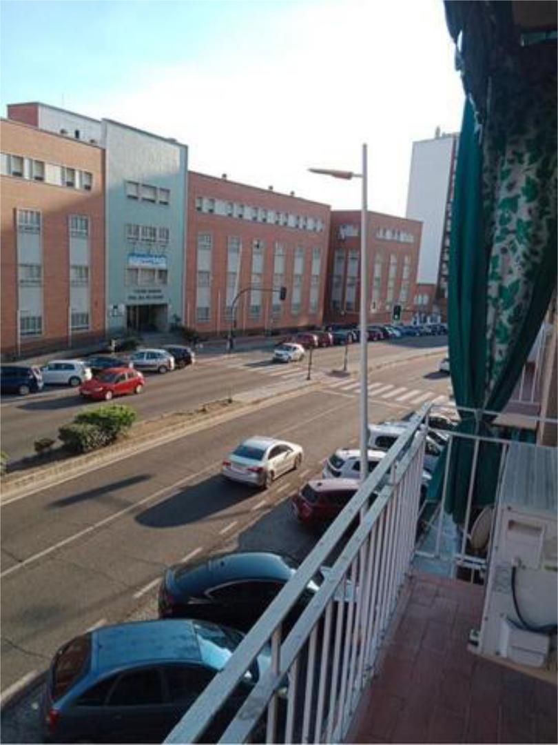 Vista exterior de Pis per a compartir en Badajoz Capital