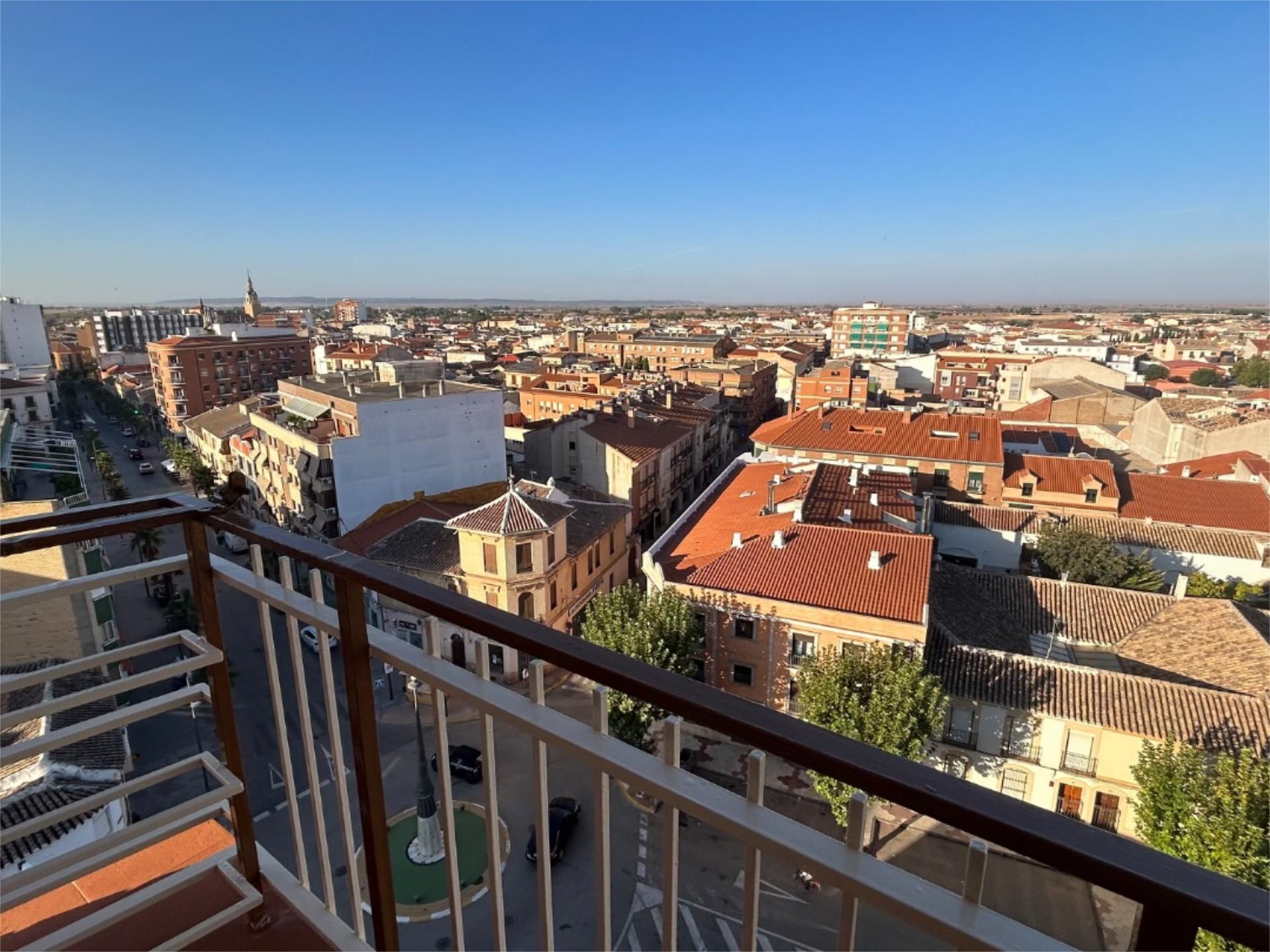 Exterior view of Flat for sale in Manzanares  with Air Conditioner and Terrace