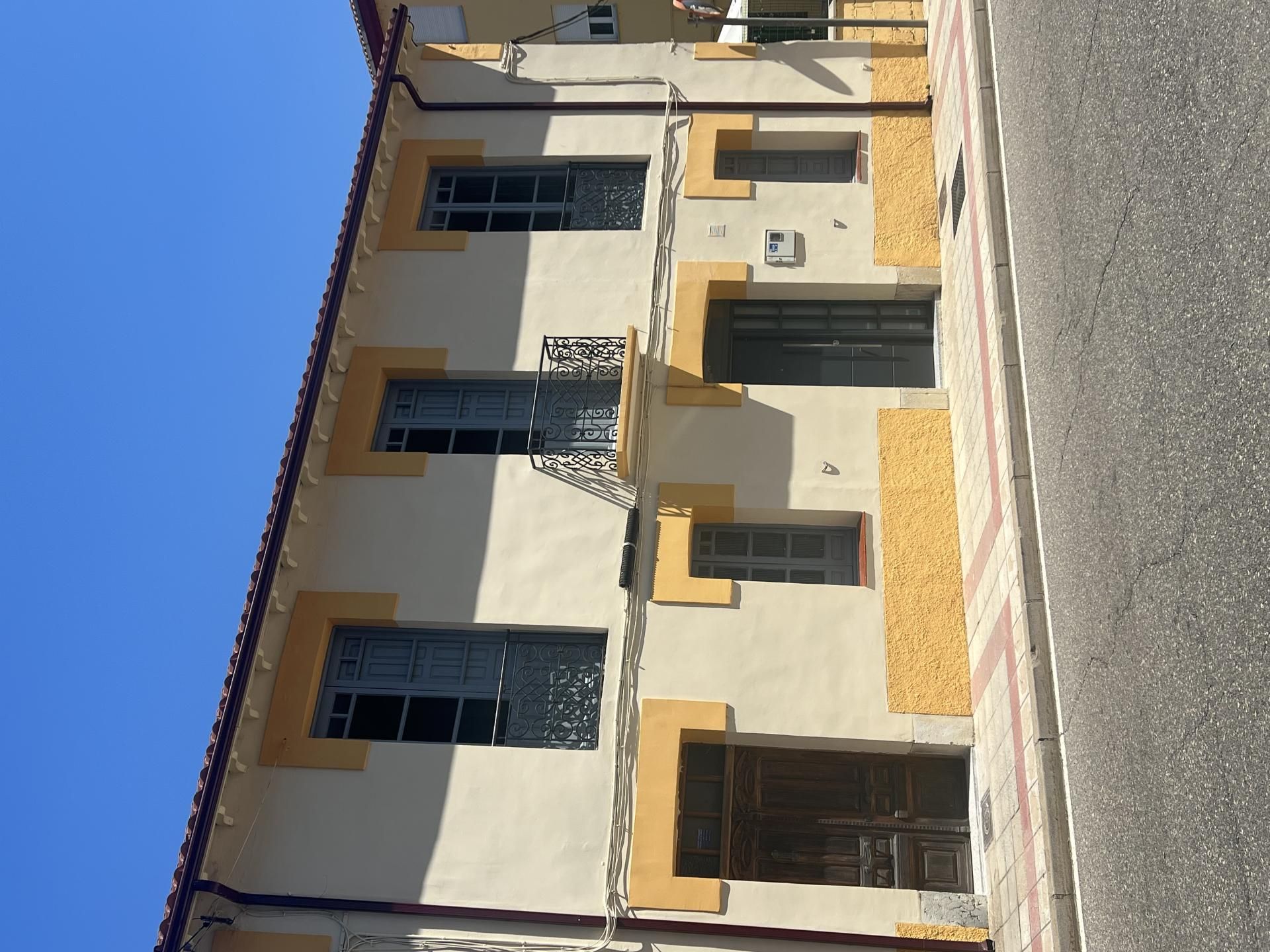 Vista exterior de Casa o xalet en venda en La Pola de Gordón  amb Calefacció, Parquet i Traster