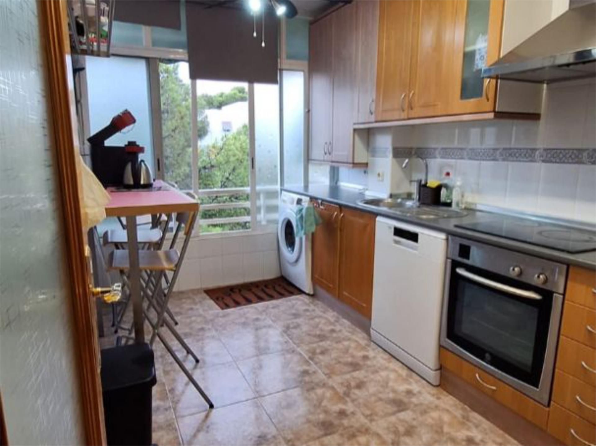 Kitchen of Flat for sale in Alicante / Alacant  with Air Conditioner, Private garden and Parquet flooring