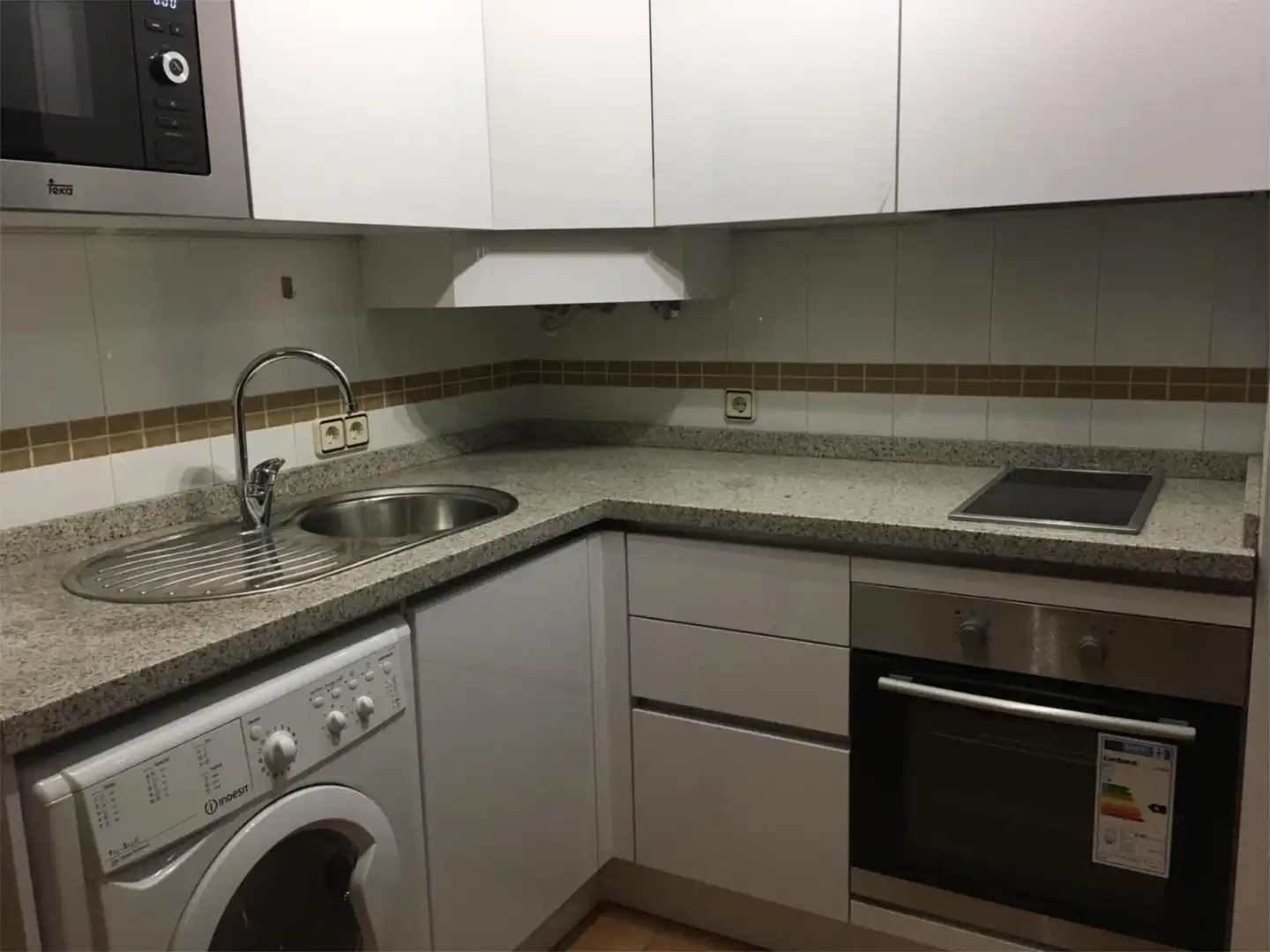 Cocina de Apartamento de alquiler en Úbeda con Aire acondicionado, Calefacción y Parquet