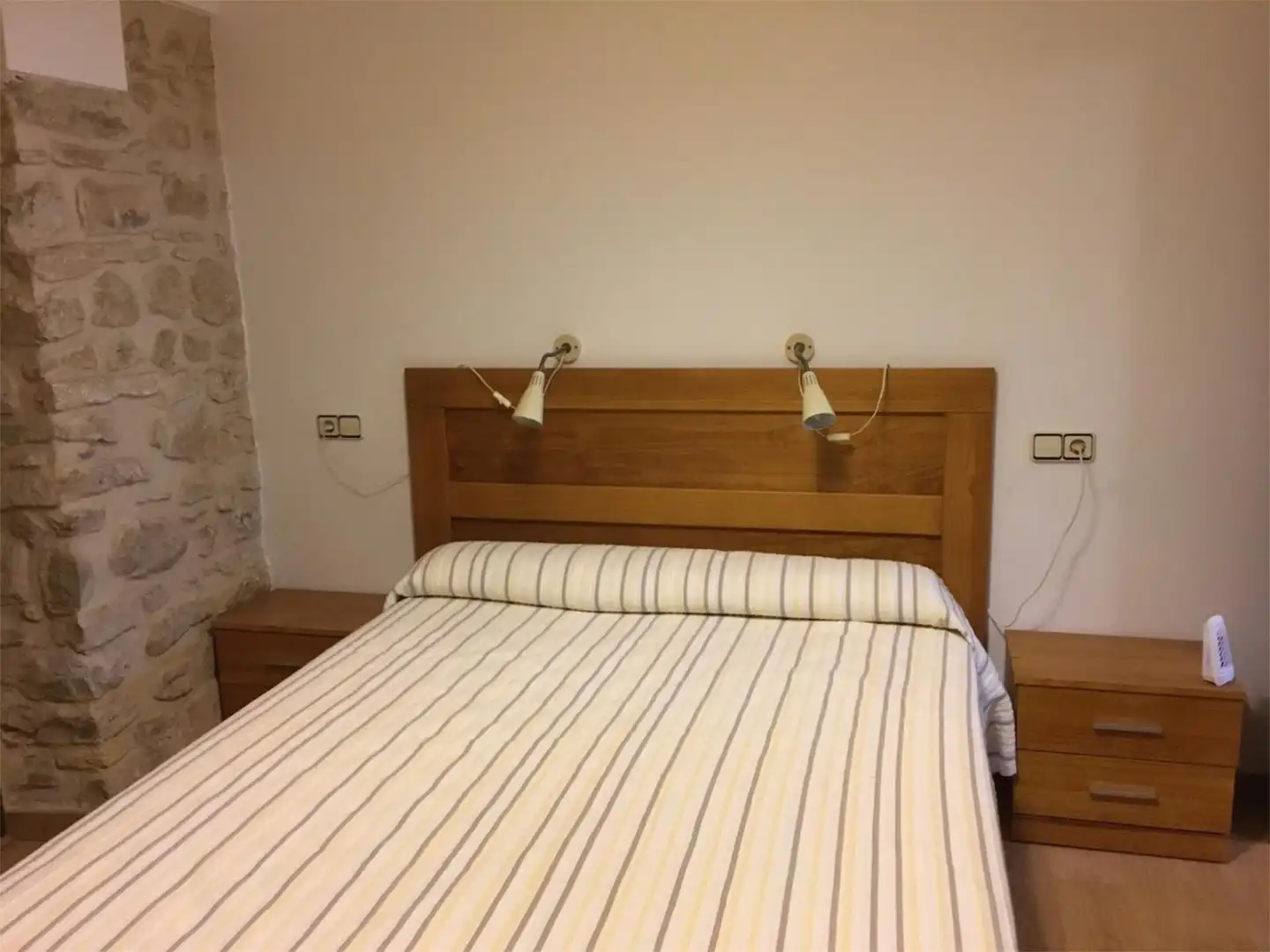 Habitación de Apartamento de alquiler en Úbeda con Aire acondicionado, Calefacción y Parquet