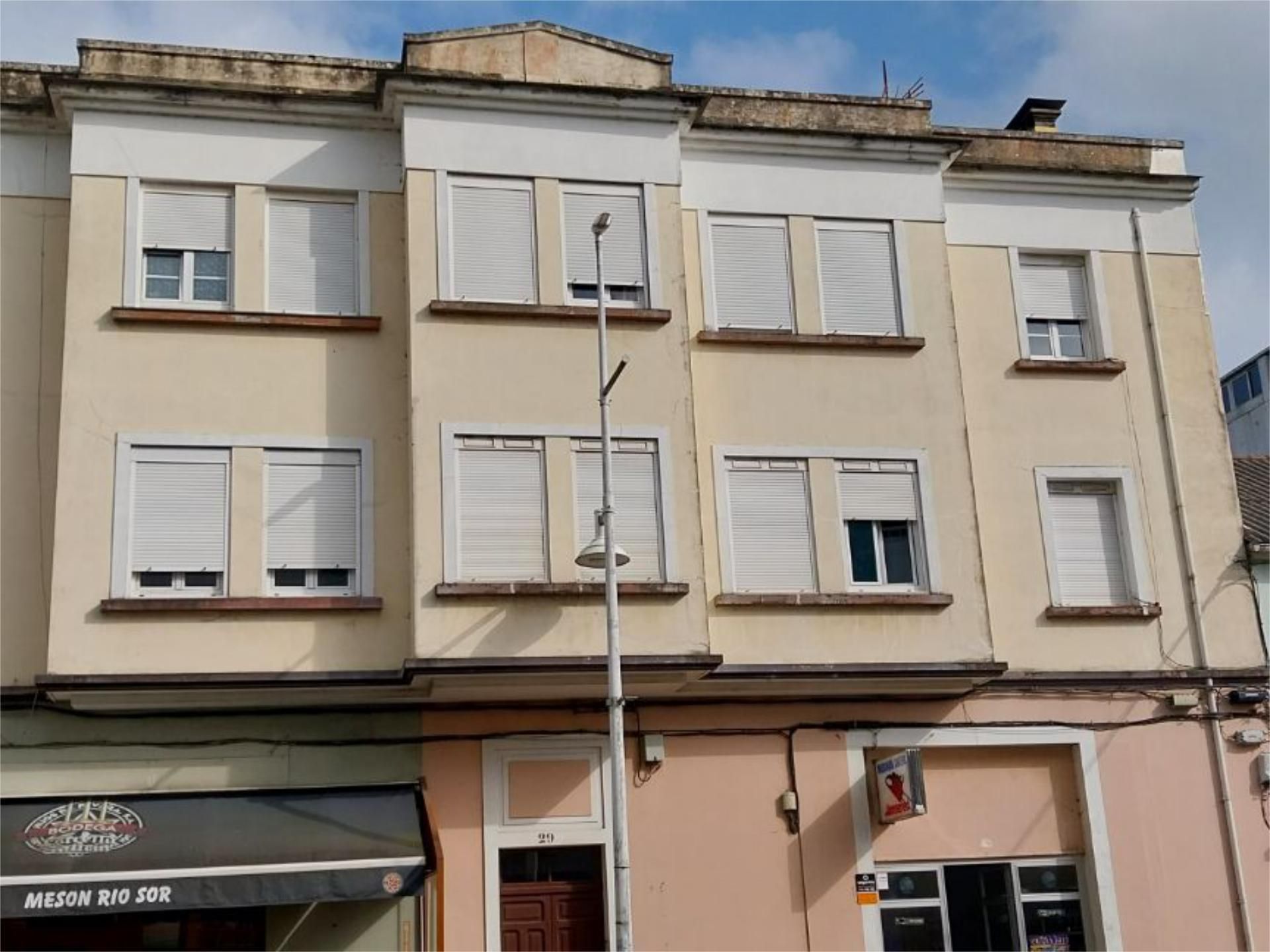 Vista exterior de Pis en venda en Ortigueira amb Traster