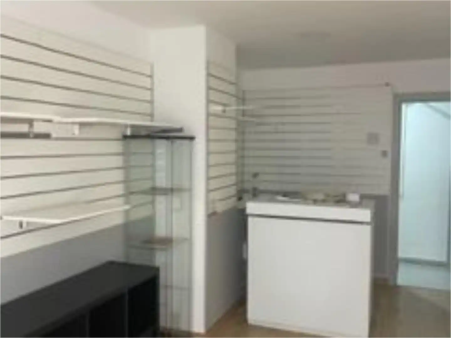 Local en venta en Carrer del Bisbe Climent, 1, Casco Histórico Local en venta en Castellón de la Plana / Castelló de la Plana con Aire acondicionado, Calefacción y Parquet