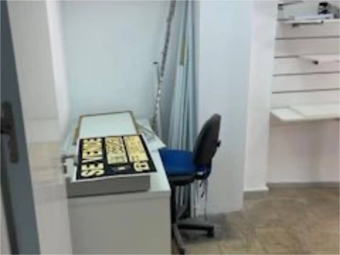 Local en venta en Carrer del Bisbe Climent, 1, Casco Histórico Local en venta en Castellón de la Plana / Castelló de la Plana con Aire acondicionado, Calefacción y Parquet