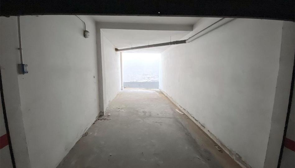 Foto 1 de Garatge en venda a Carrer Verge de la Guia, 39, Olot, Girona