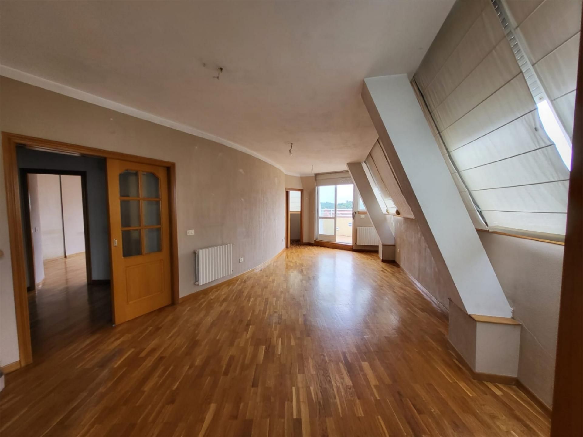 Bedroom of Duplex for sale in O Carballiño    with Heating, Parquet flooring and Terrace