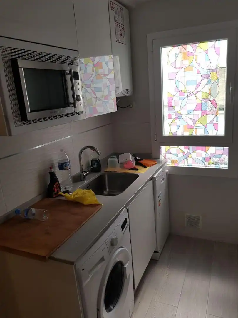 Room in Calle de Jerónima Llorente, 33, Bellas Vistas Kitchen of Flat for share in Madrid with Air Conditioner, Heating and Parquet flooring