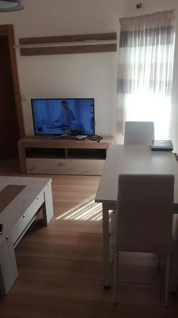 Room in Calle de Jerónima Llorente, 33, Bellas Vistas Living room of Flat for share in Madrid with Air Conditioner, Heating and Parquet flooring