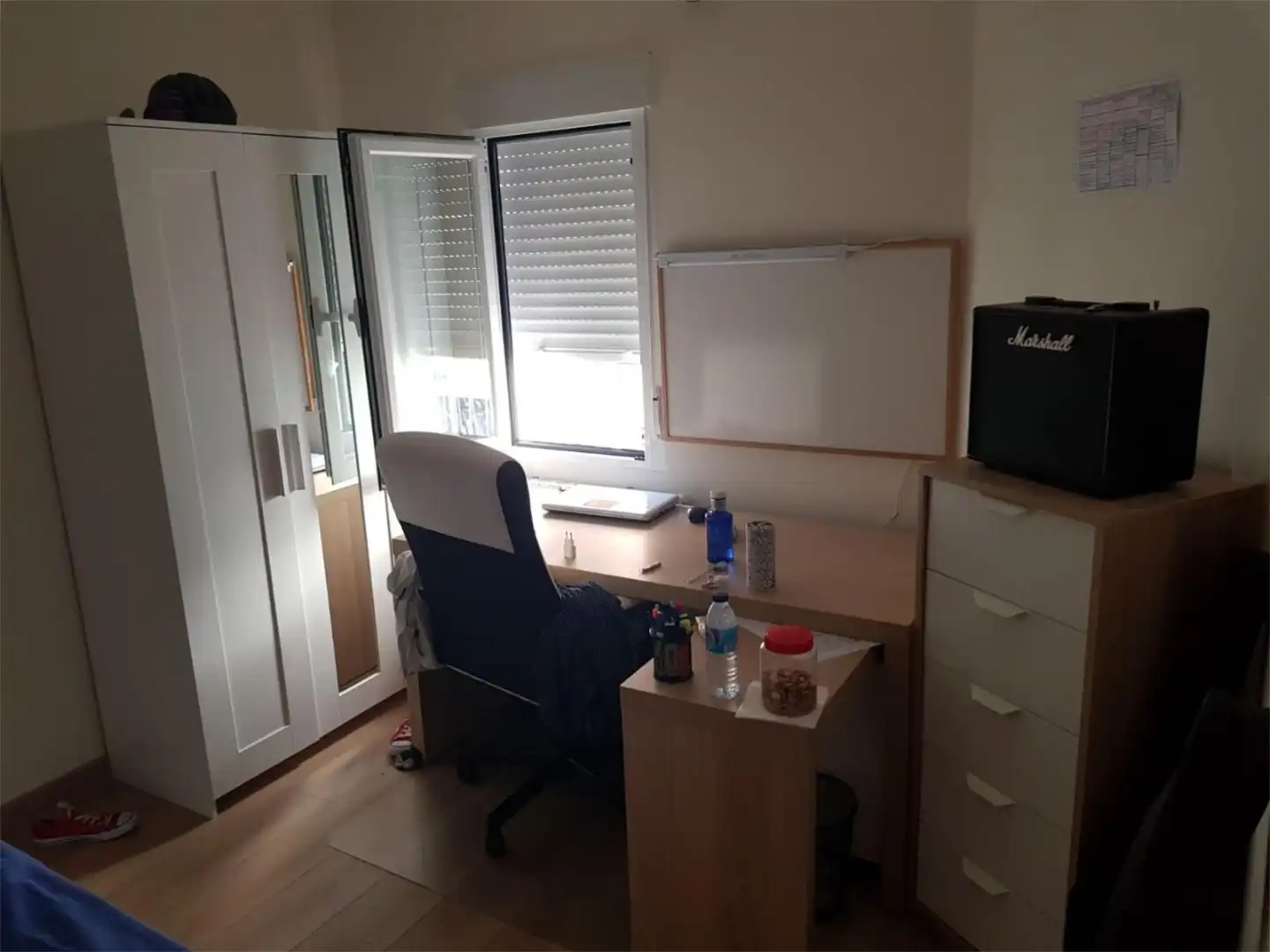 Room in Calle de Jerónima Llorente, 33, Bellas Vistas Flat for share in Madrid with Air Conditioner, Heating and Parquet flooring