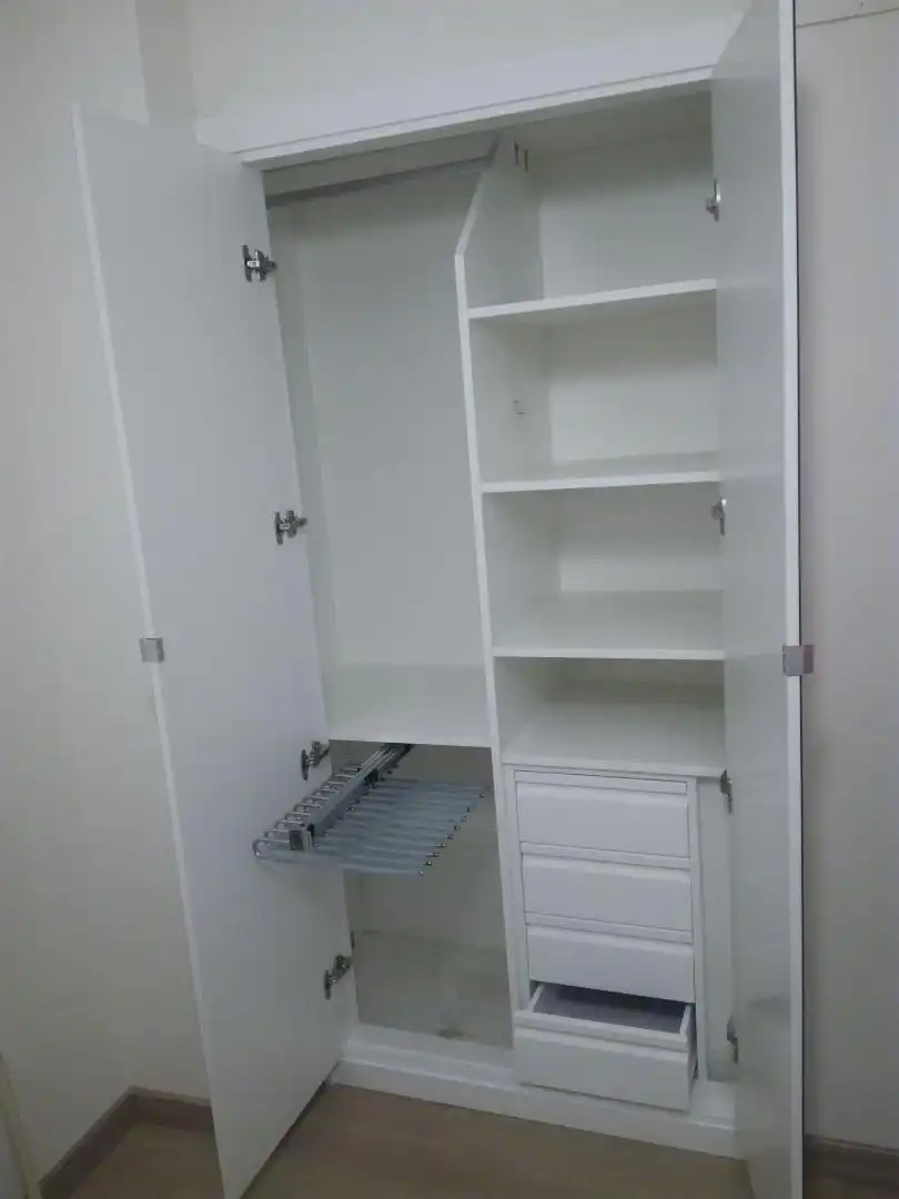 Room in Calle de Jerónima Llorente, 33, Bellas Vistas Bedroom of Flat for share in Madrid with Air Conditioner, Heating and Parquet flooring