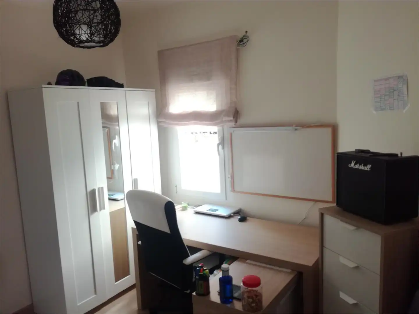 Room in Calle de Jerónima Llorente, 33, Bellas Vistas Bedroom of Flat for share in Madrid with Air Conditioner, Heating and Parquet flooring