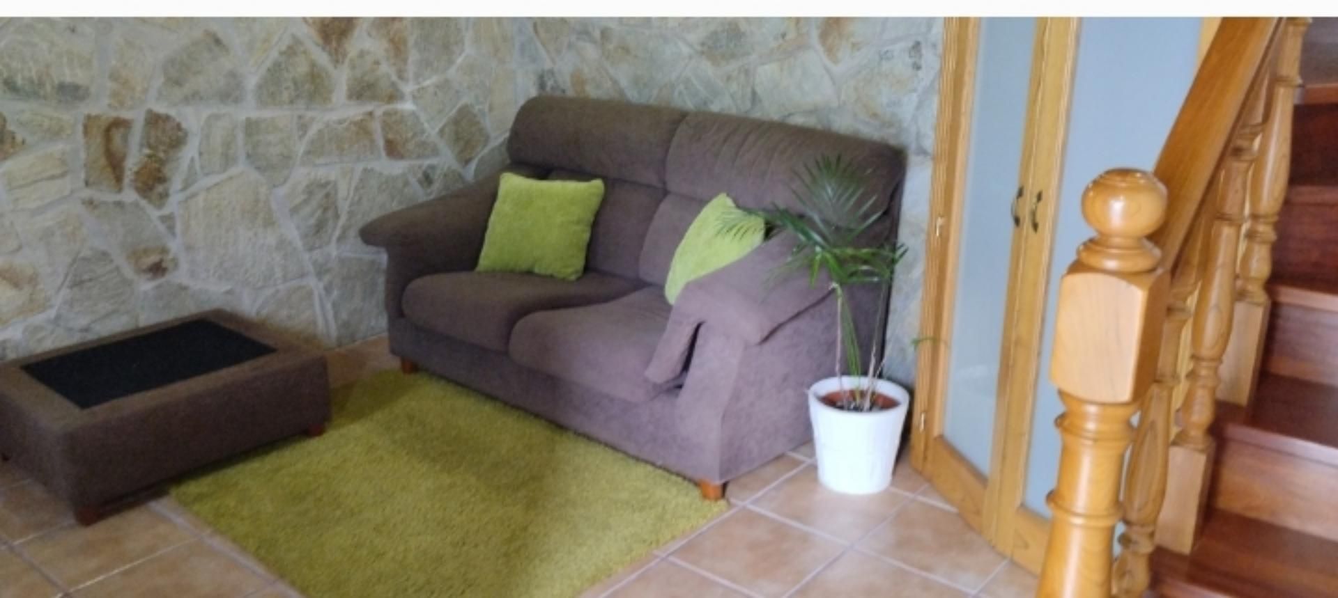Living room of Single-family semi-detached to rent in Santiago de Compostela 