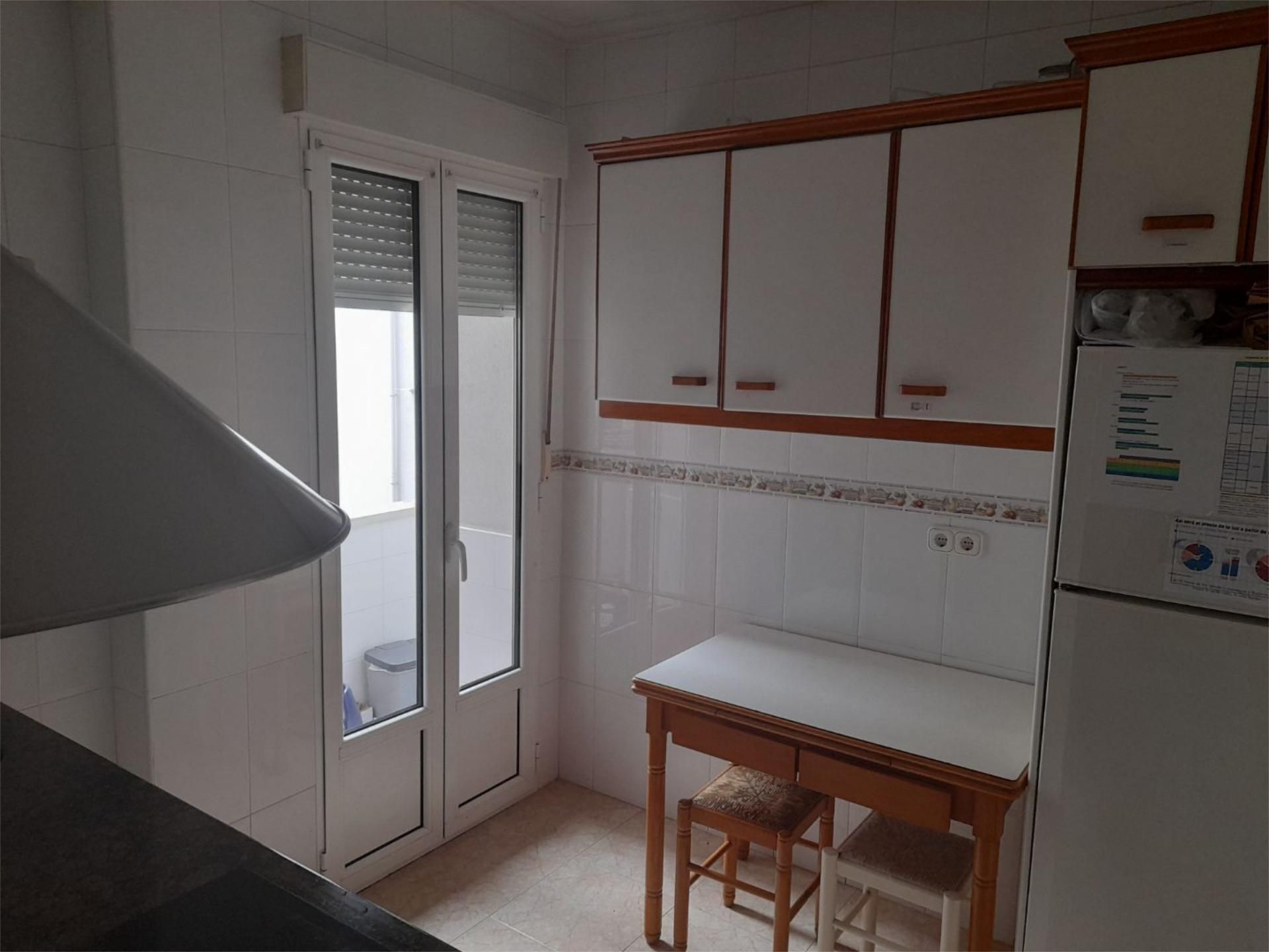 Kitchen of Flat to share in Bilbao   with Heating, Parquet flooring and Terrace