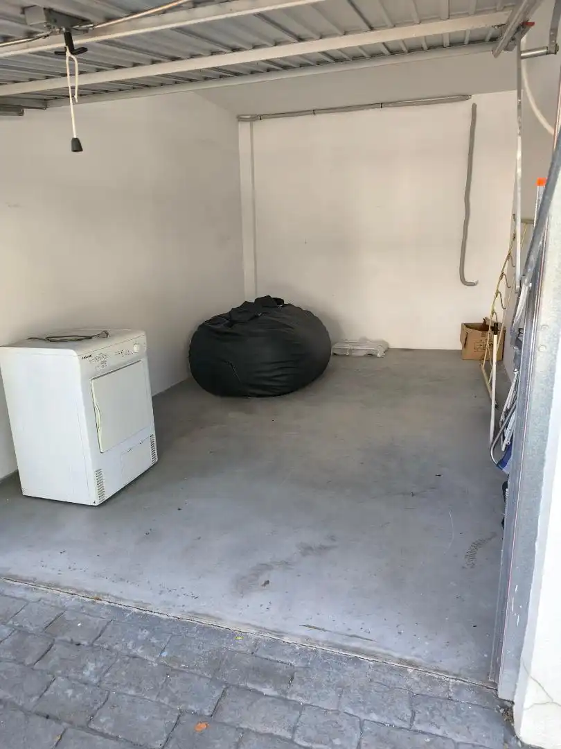 Garage for sale in Lugar Pp Pajarete, San Bernabé Garage for sale in Algeciras