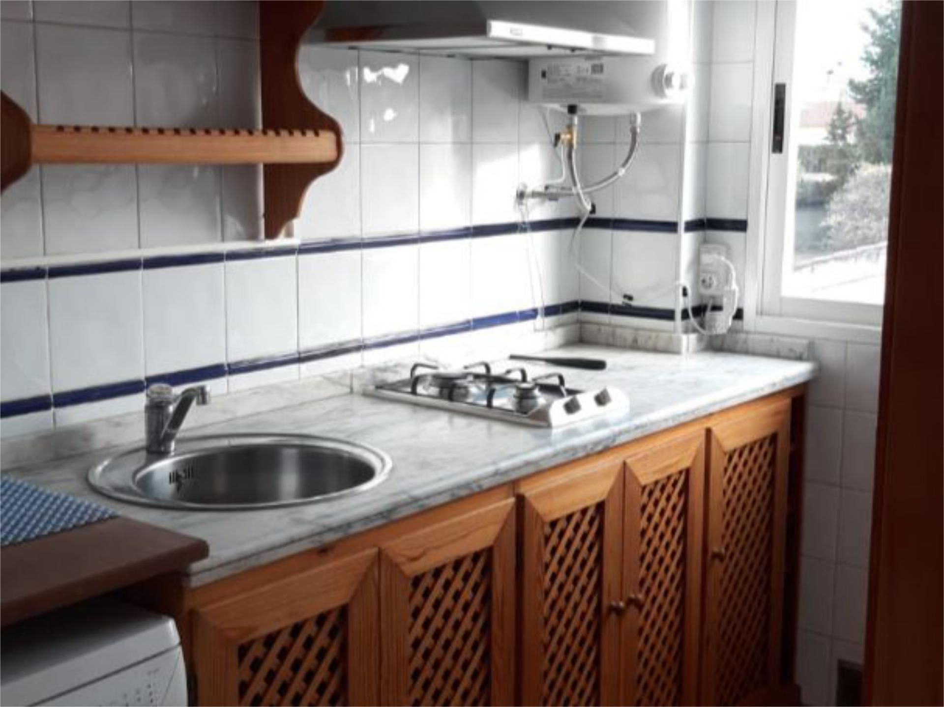 Kitchen of Flat for sale in Churriana de la Vega  with Air Conditioner and Balcony