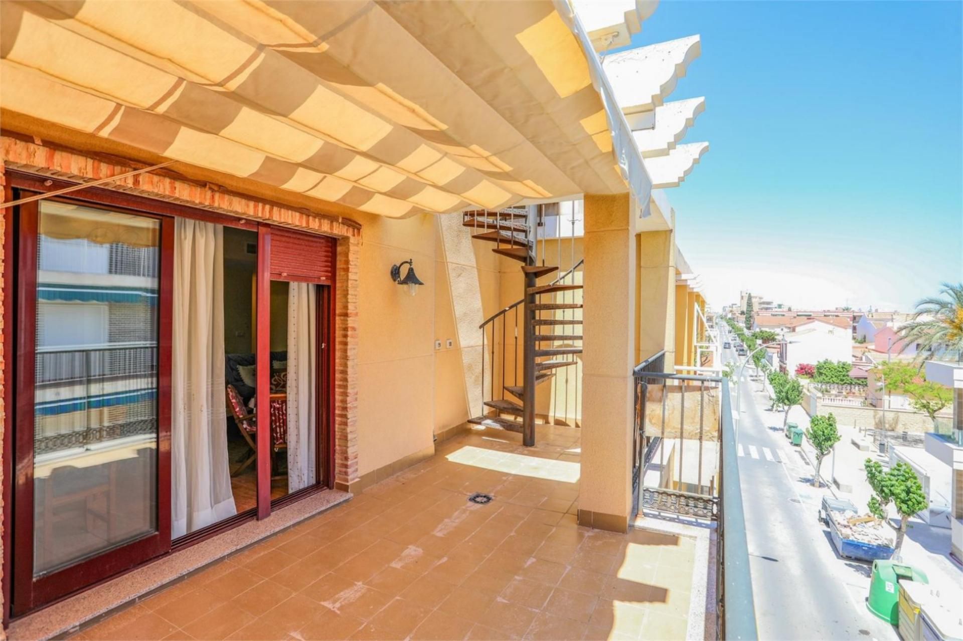 Exterior view of Flat for sale in Pilar de la Horadada  with Terrace and Balcony
