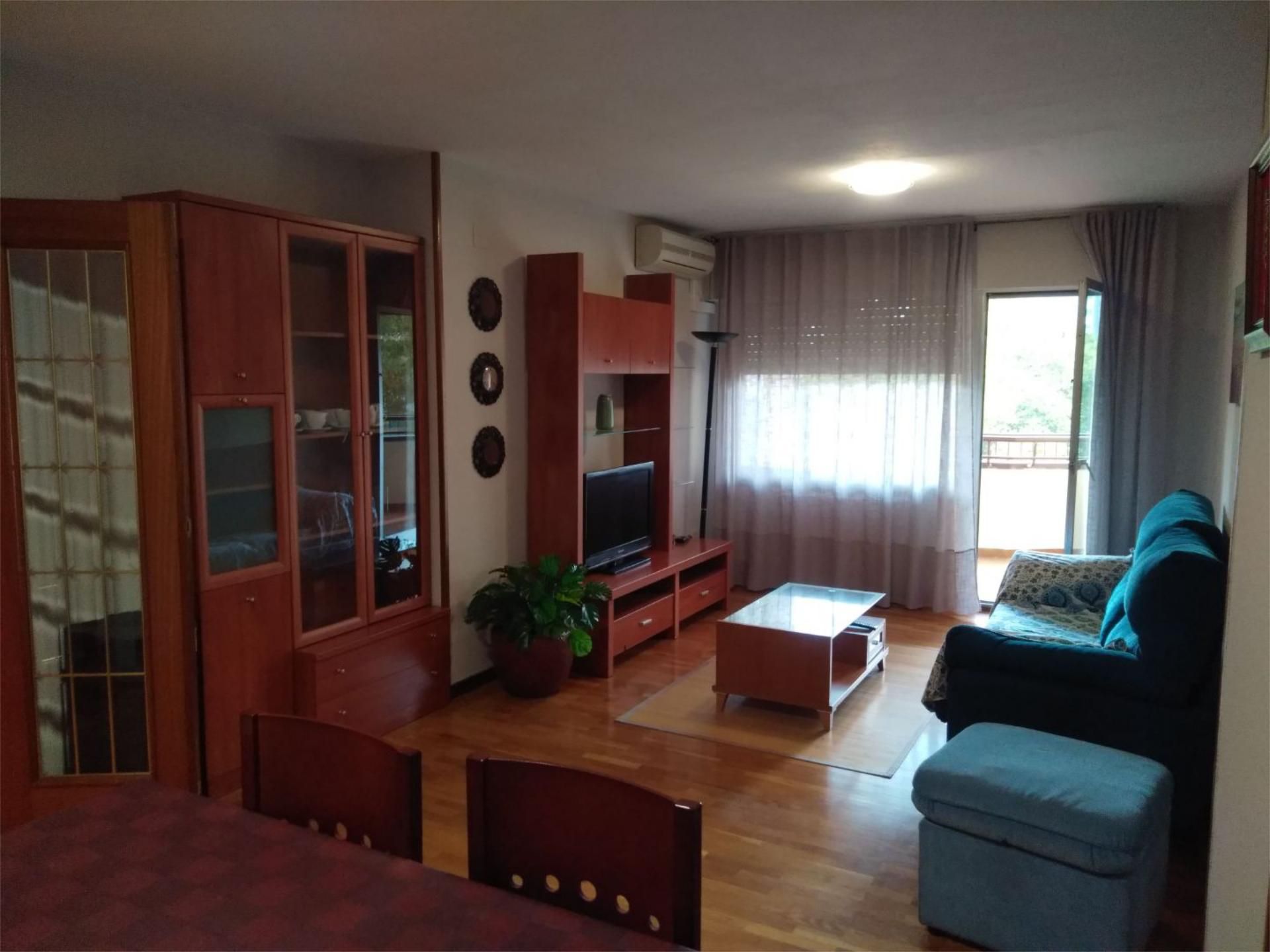Sala d'estar de Pis de lloguer en  Huesca Capital amb Terrassa