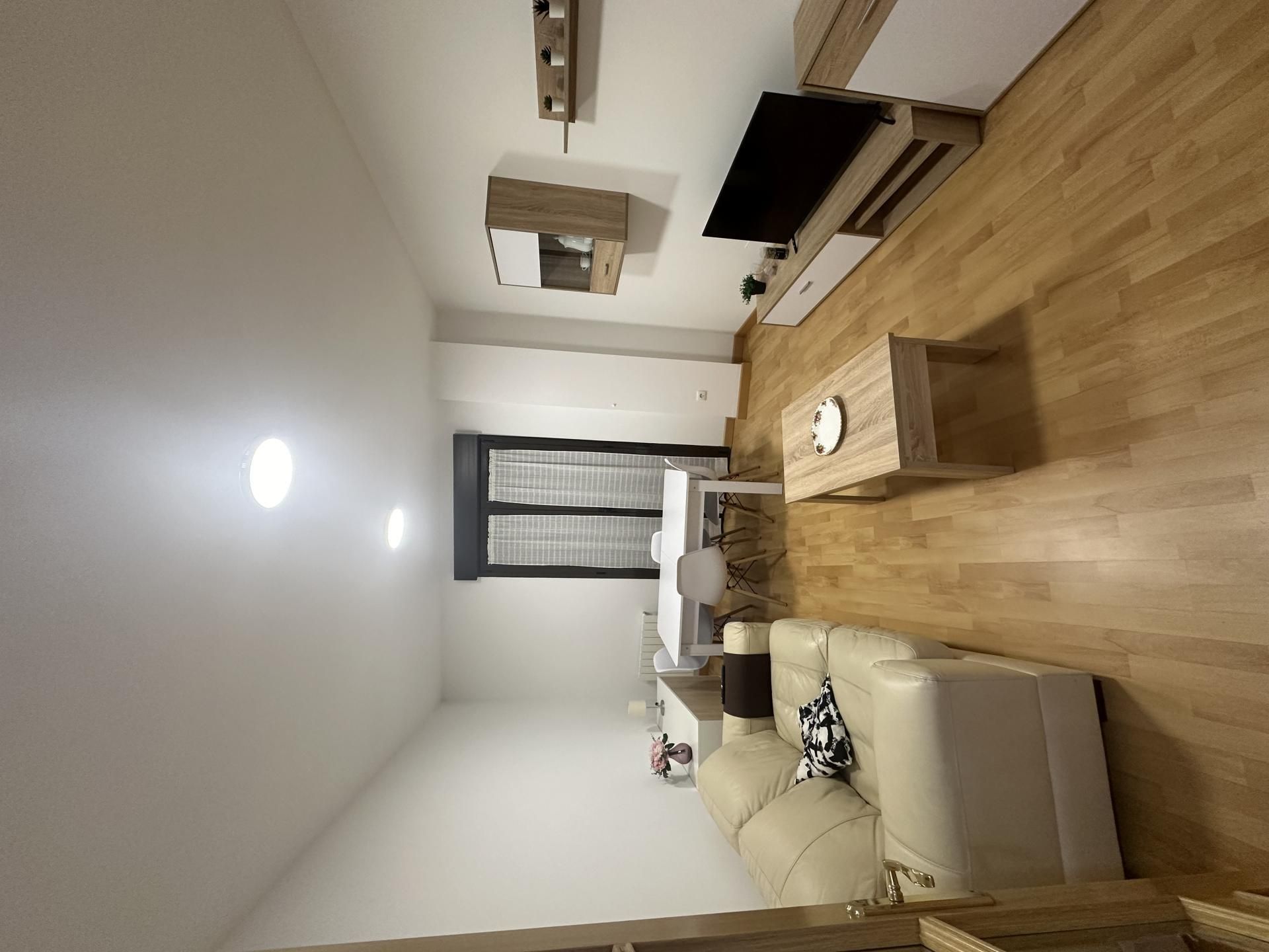 Living room of Flat to rent in Toro  with Air Conditioner, Heating and Parquet flooring