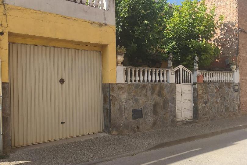 Photo 1 of House or chalet for sale in Calle Raimundo Lanas, 30, Andosilla, Navarra