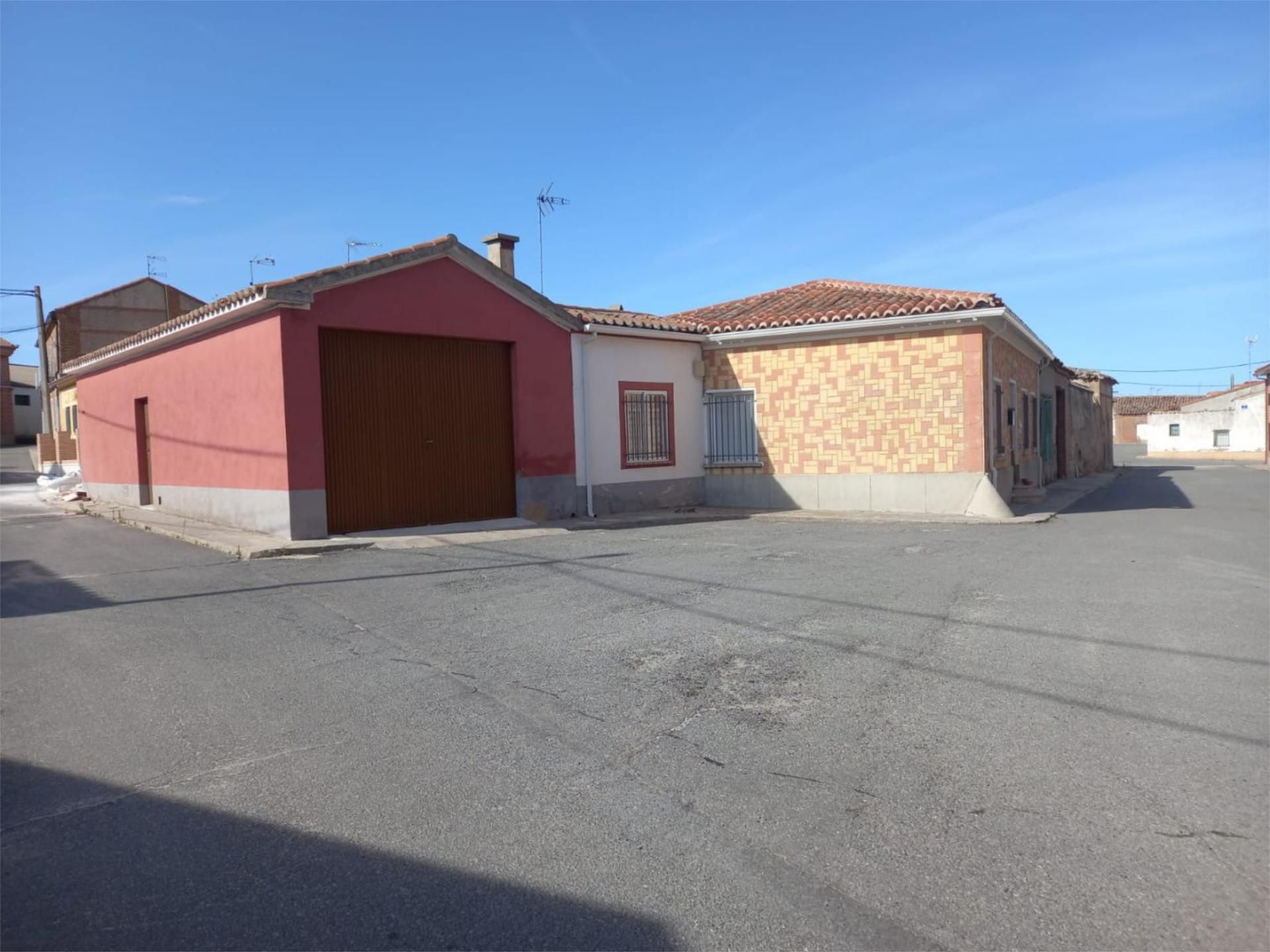 Single-family semi-detached for sale in Calle Empedrada, Mamblas