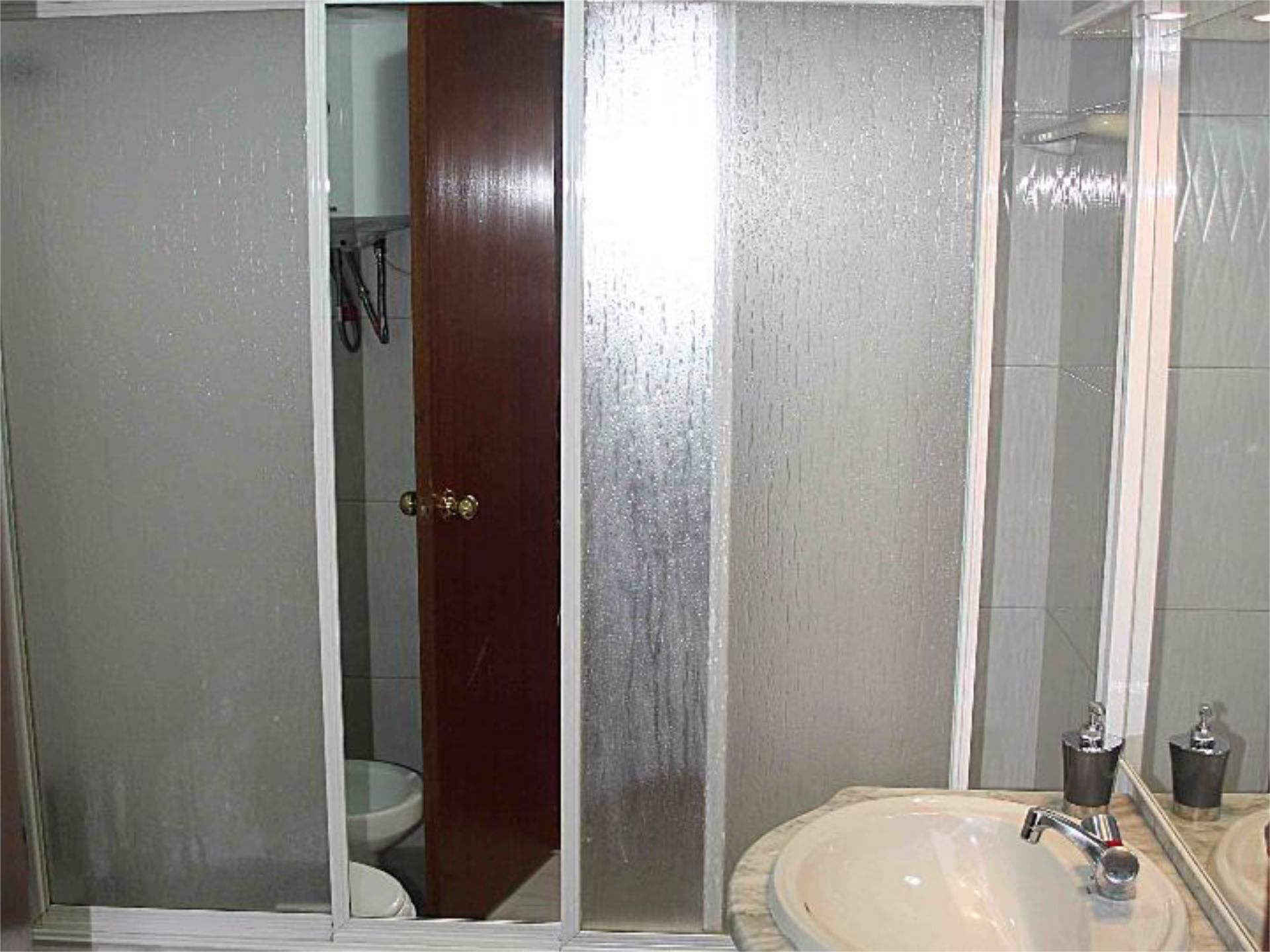 Bathroom of Flat for sale in Jerez de la Frontera  with Air Conditioner