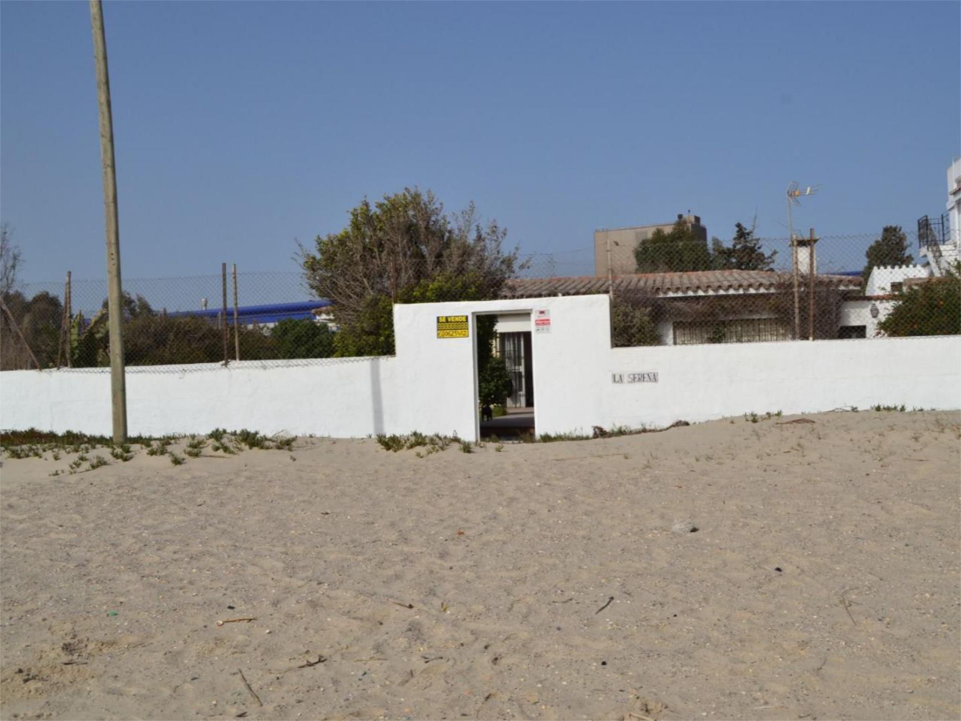 Exterior view of House or chalet for sale in Los Barrios  with Private garden, Swimming Pool and Furnished