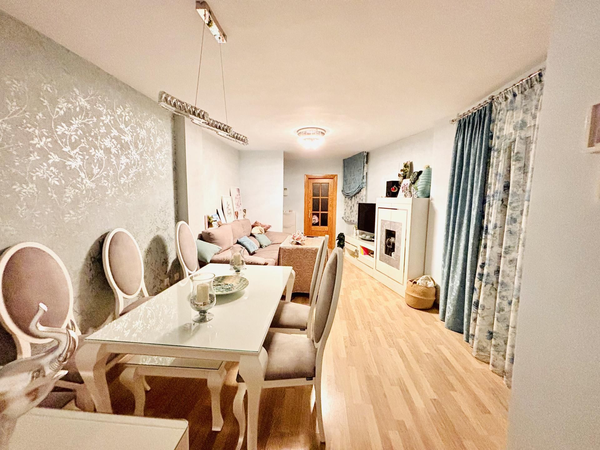 Living room of Flat for sale in Las Gabias  with Air Conditioner, Swimming Pool and Balcony